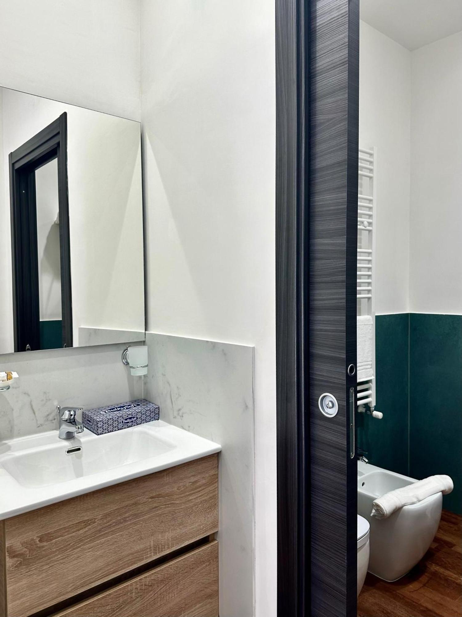 B&B Interno 5 Napoli Exterior foto
